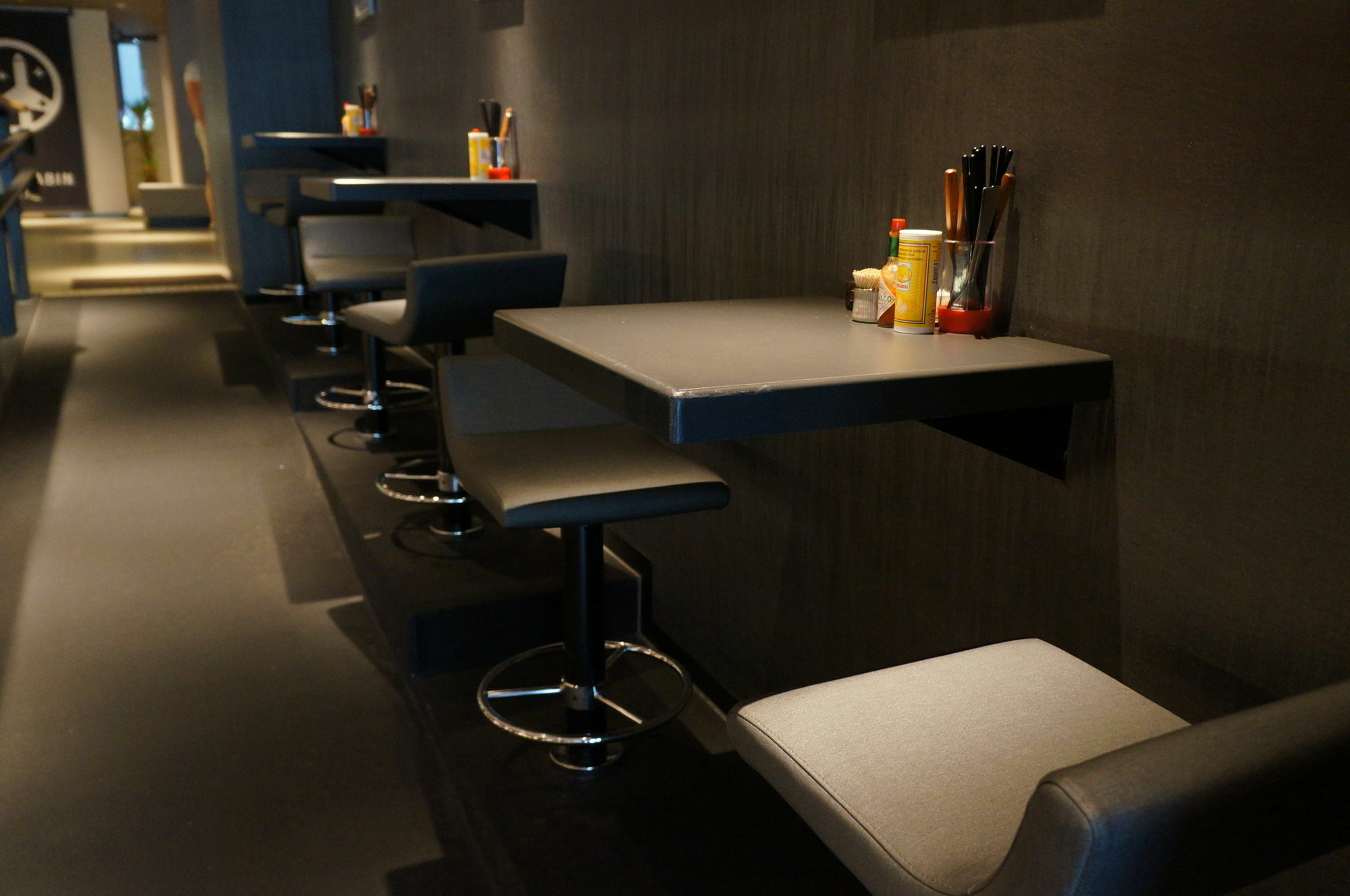 First Tsukiji Kapselhotel 2*