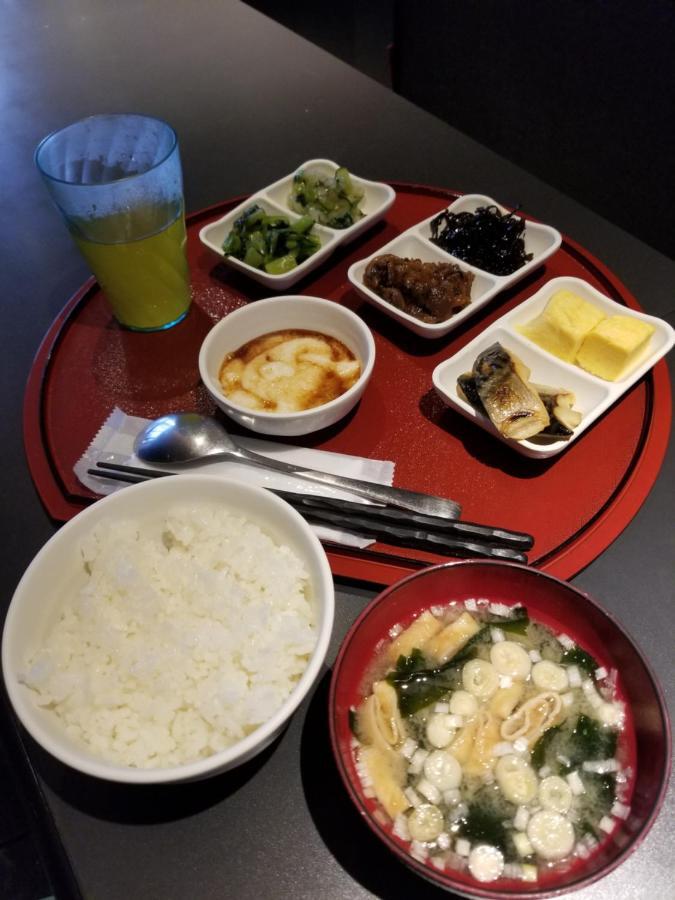 First Tsukiji Kapselhotel 2*